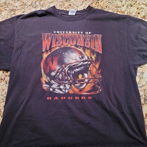 Y2K era University of Wisconsin Football Graphic Tee, Great Fade! XL, Delta Tag